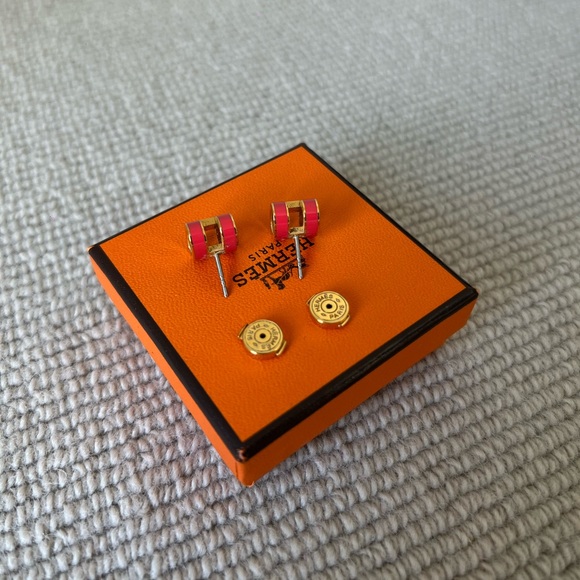 HERMES MINI POP H EARRINGS IN ROUGE GRENAT - Picture 5 of 5